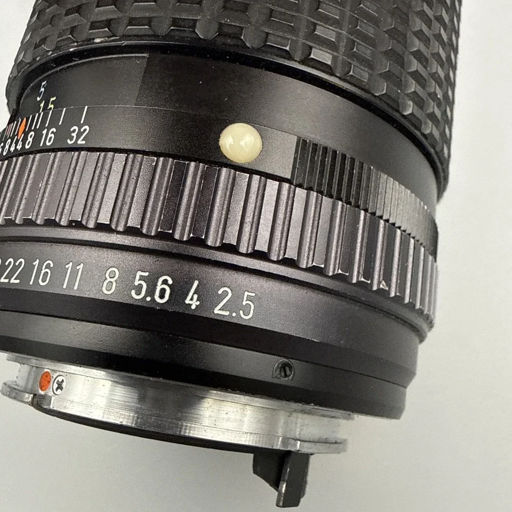 Pentax SMC 135mm  Telephoto Camera Lens W/Caps ,58mm Asahi & Pentax Travel Case